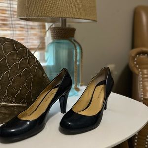 Gianni Bini Round Toed Patent Leather Pumps